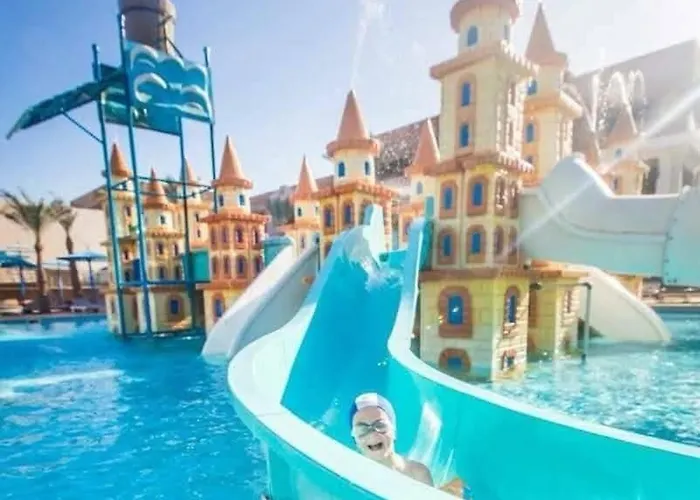 Lilyland Resort&water Park 4*